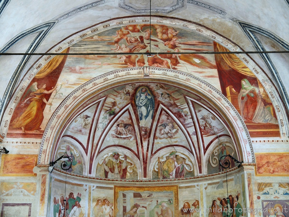 Vimodrone (Milano) - Affresco dell'annunciazione nella Chiesa di Santa Maria Nova al Pilastrello